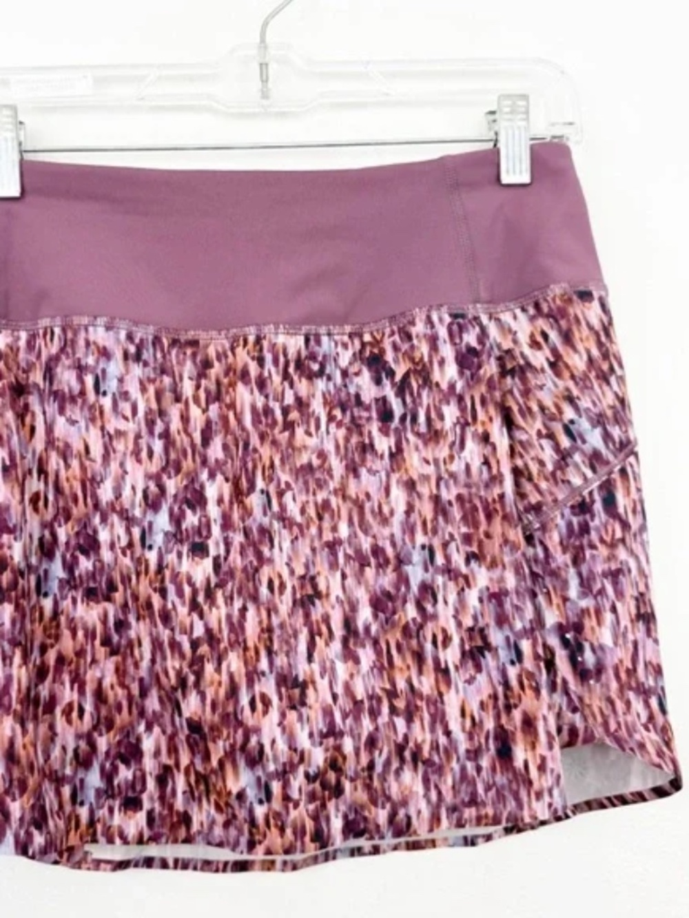 Athleta Run With It 14” Skort Multi Colored Size Small